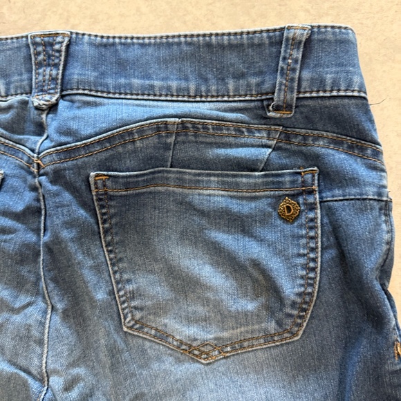 Jeans - Picture 4 of 4